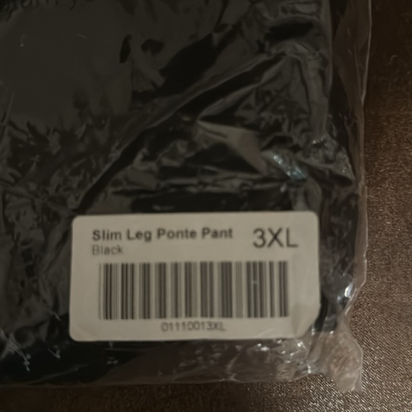 🆕 Ruby Ribbon Slim Leg Ponte Pant - Picture 5 of 9